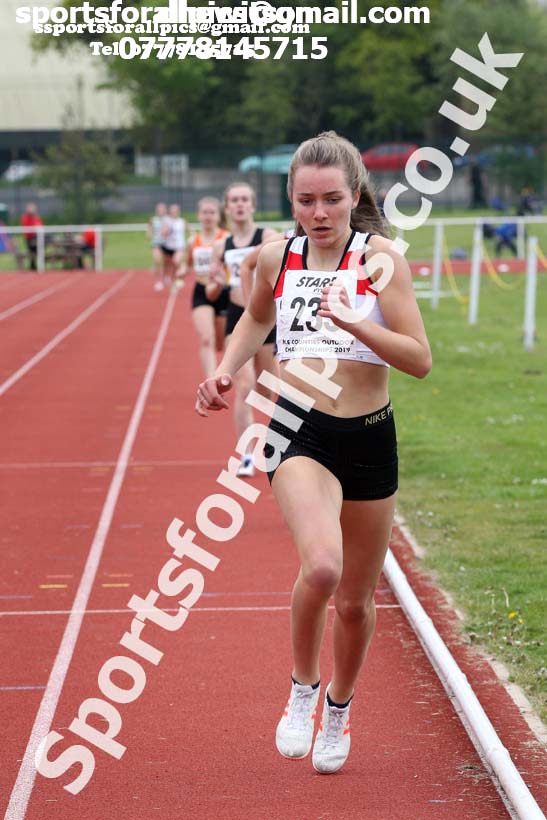 Womens under-17s 800 metres, 2019 North Eastern Track and Field Champs., Middlesbrough. Photo:  David T. Hewitson/Sports for All Pics